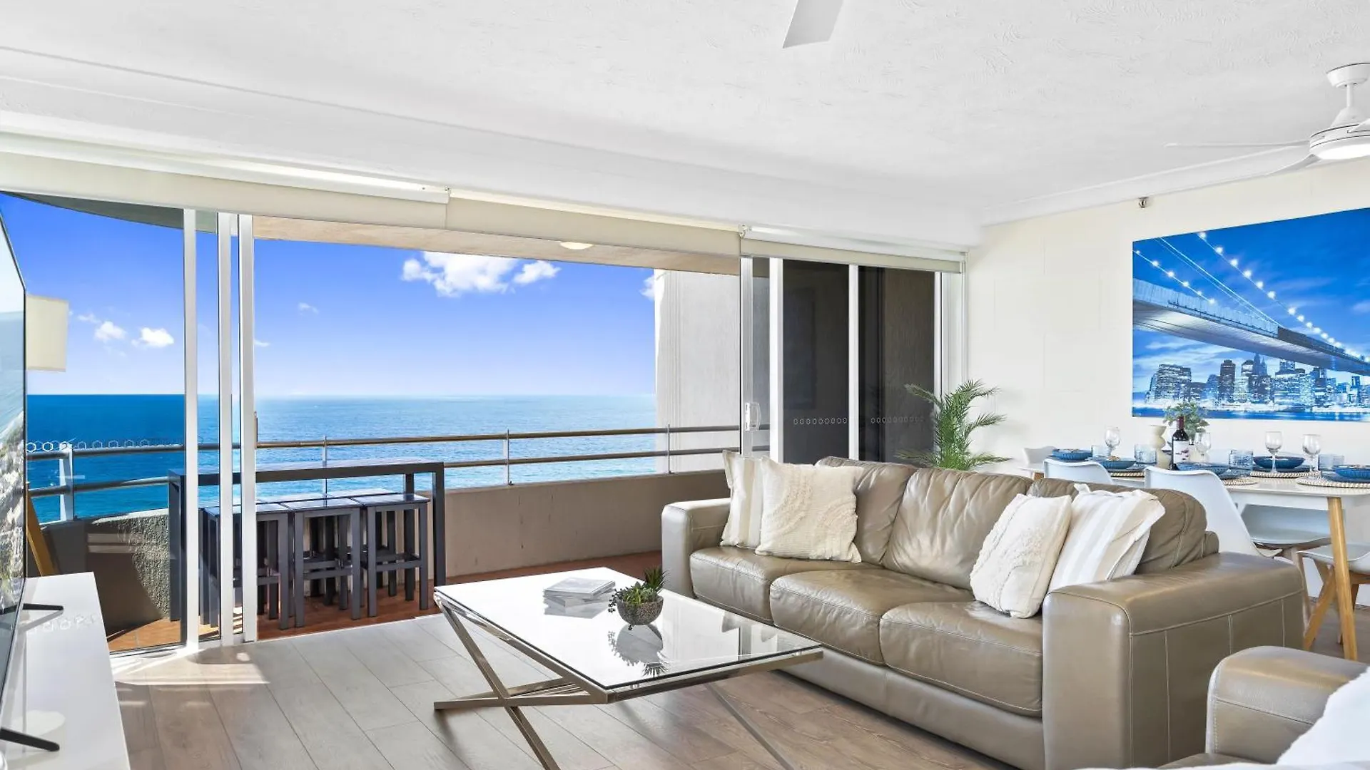 3 Bedroom Ocean View Unit At Zenith In Surfers Paradise - Q Stay Gold Coast Apartment