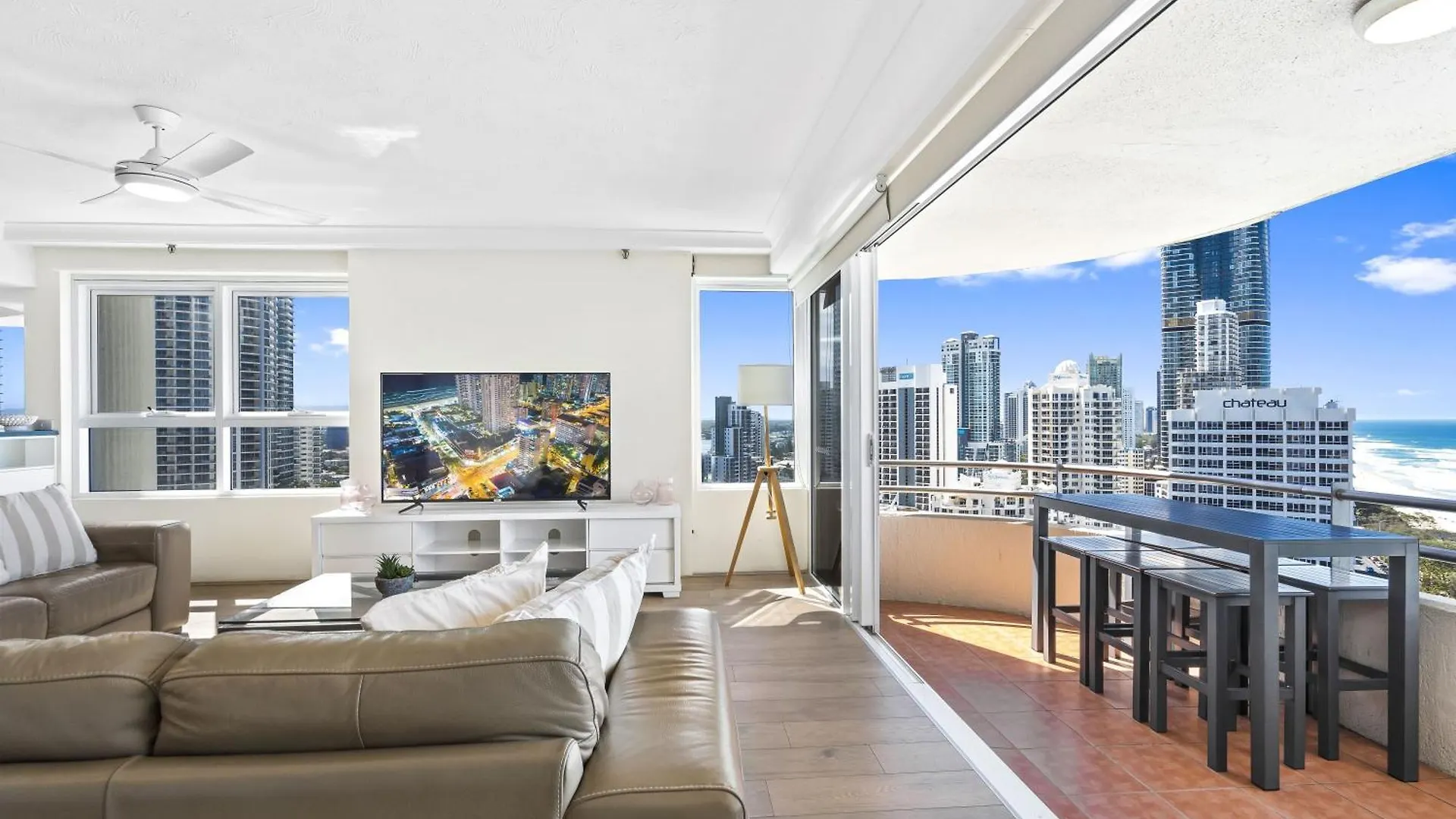 3 Bedroom Ocean View Unit At Zenith In Surfers Paradise - Q Stay Gold Coast